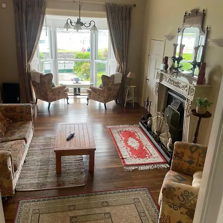 Beachfront Escape In The Heart Of * Kilkee