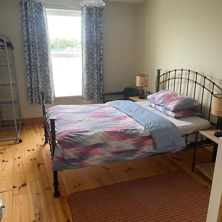 Beachfront Escape In The Heart Of Feriehus